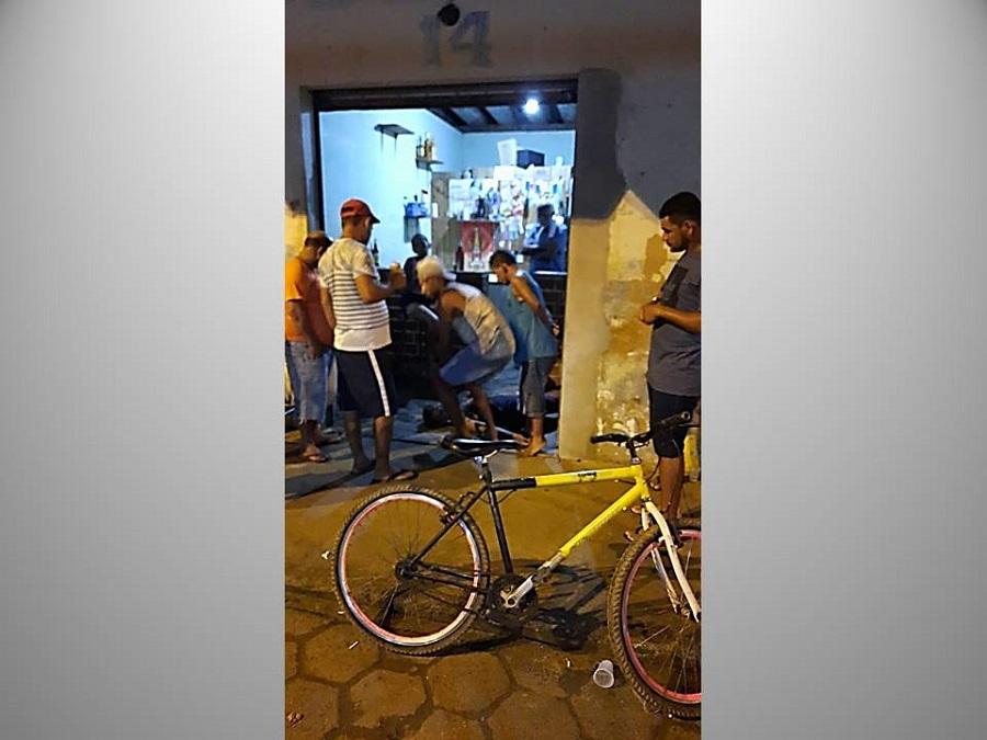 Homem é executado a tiros no Mercado Municipal em Itanhém