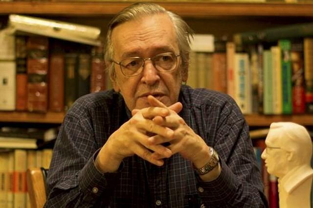 Olavo de Carvalho morre aos 74 anos
