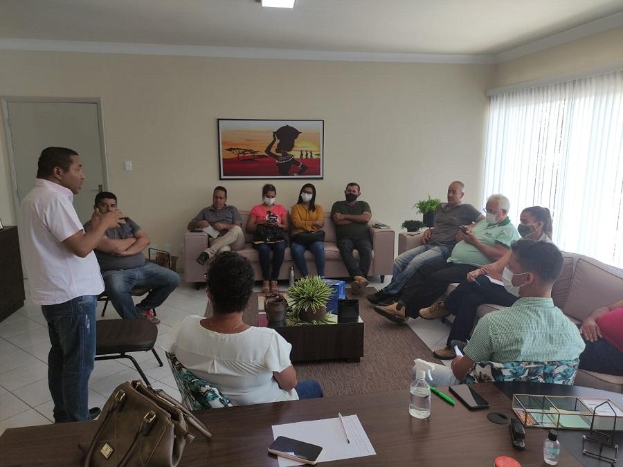 Prefeitura de Itanhém reúne Defesa Civil e secretariado para elaborar Plano de Contingência para o município