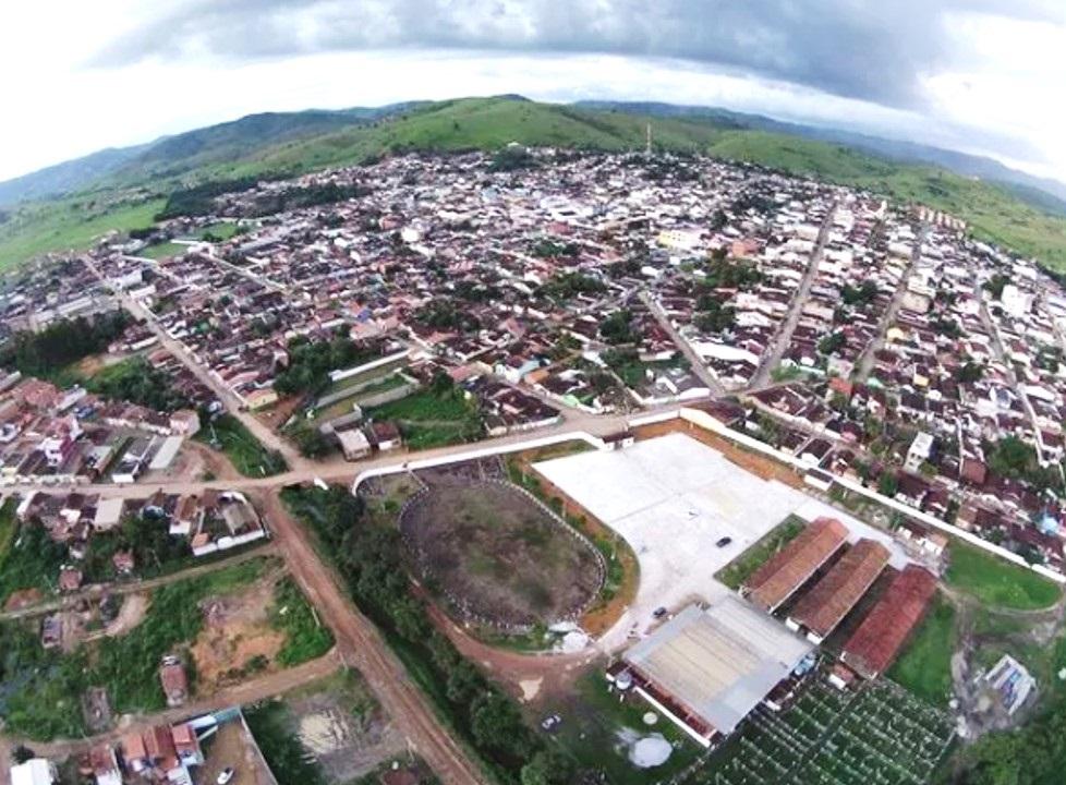 População está assustada com o aumento da Covid-19 em Itanhém. Nas últimas 24h crescimento foi de 104%