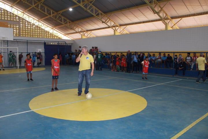 Mildson entrega reforma do Ginásio de Esportes de Santa Rita do Planalto