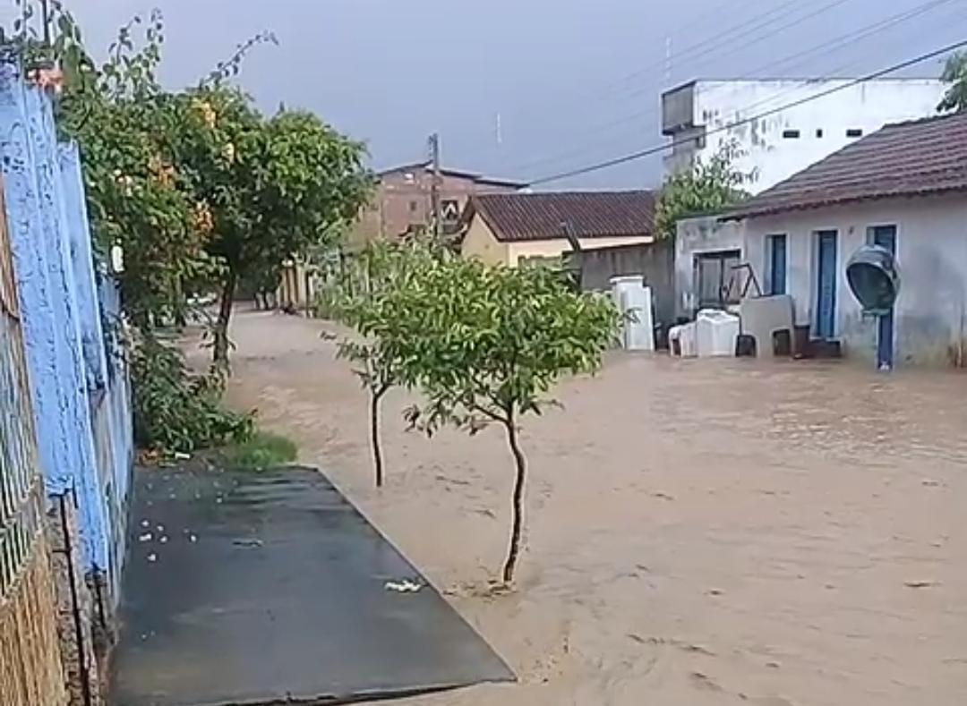 Previsão de chuva em Itanhém e Medeiros Neto até domingo (4)