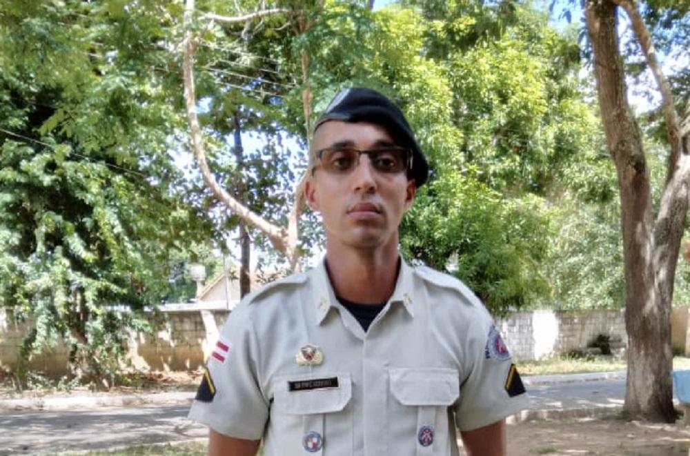 Filho de itanheense se forma soldado da PM em Teixeira de Freitas 