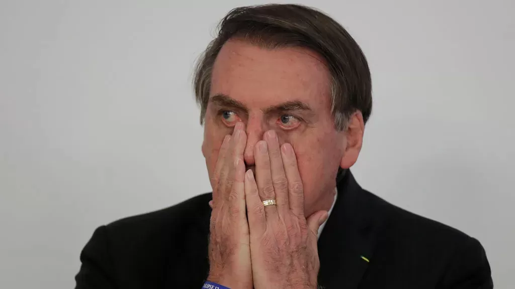 TSE forma maioria para tornar Bolsonaro inelegível