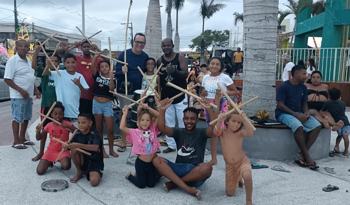 Guerreiro, agora contramestre, continua transformando vidas através da capoeira, em Alcobaça