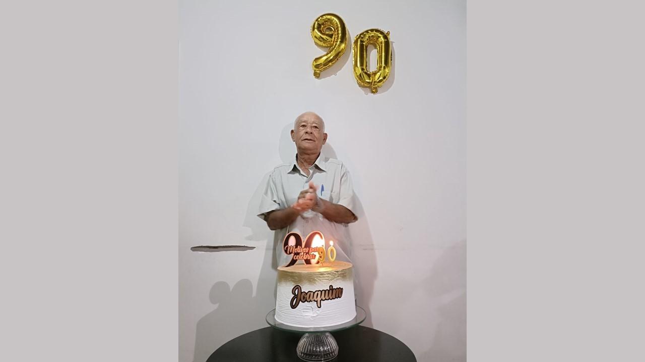 Joaquim Lima celebra 90 anos em Itanhém com filhos, netos e bisnetos