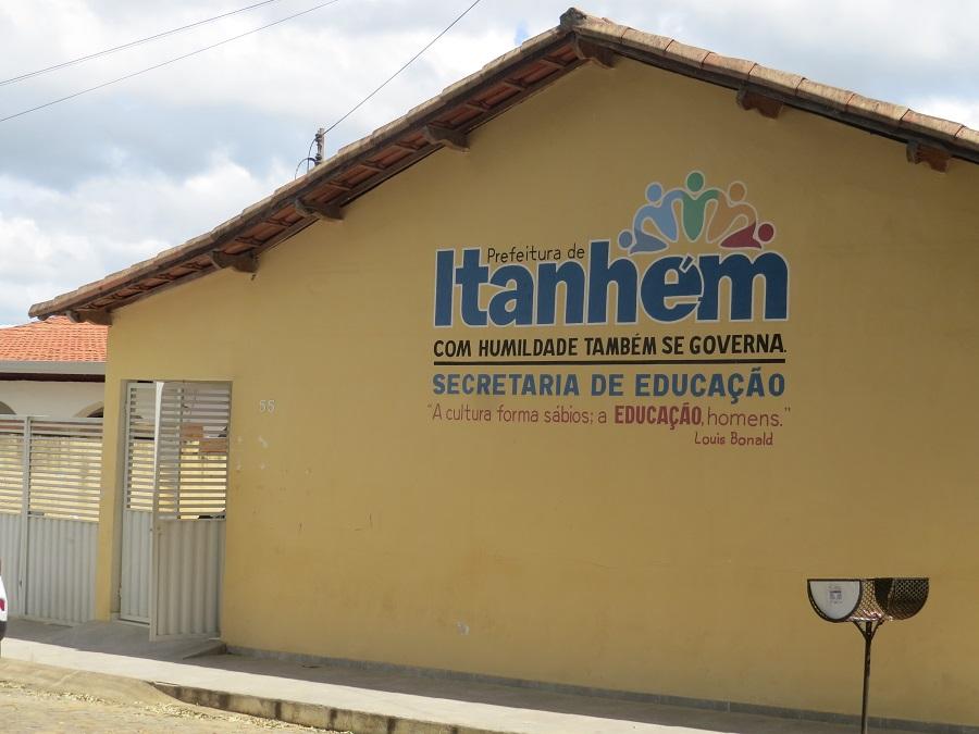 APLB em Itanhém entra na Justiça para garantir pagamento dos salários de dezembro; sindicato tentou negociar com o prefeito Bentivi