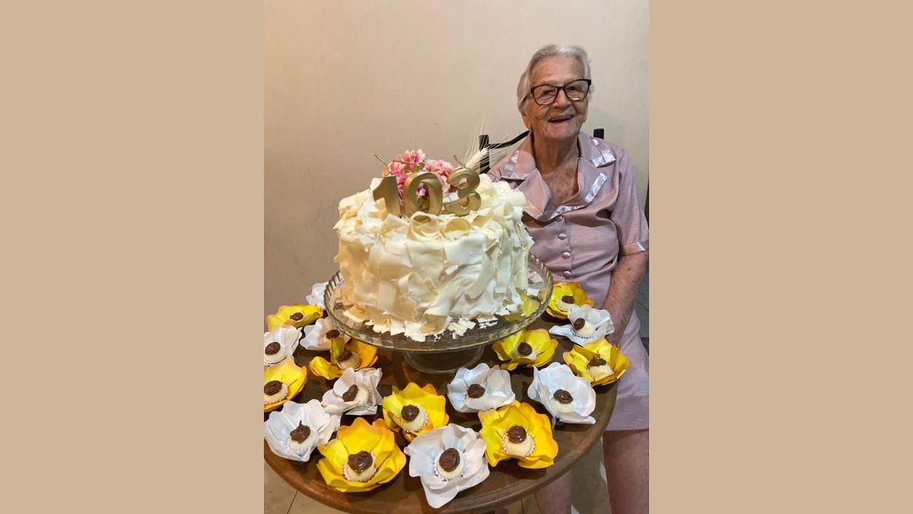 Morre aos 104 anos dona Odete, avó do presidente da Câmara de Itanhém; deixa um tataraneto