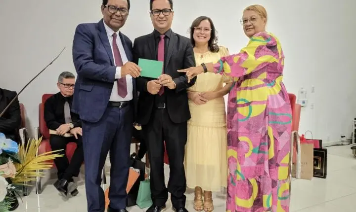Assembleia de Deus Missão realiza culto especial em homenagem aos 48 anos do pastor Jean Carlos em Itanhém