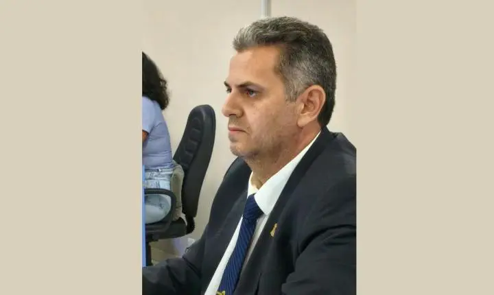 Renato Correia é eleito novamente presidente da Câmara de Itanhém e comandará Legislativo a partir de 2027