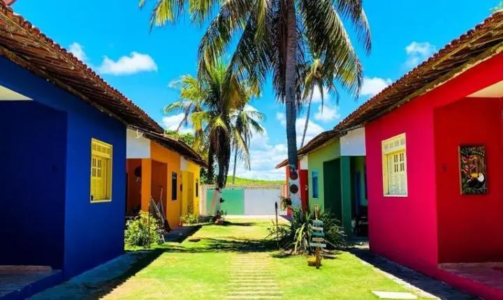 Village do Itanhém oferece hospedagem confortável e acessível em Alcobaça